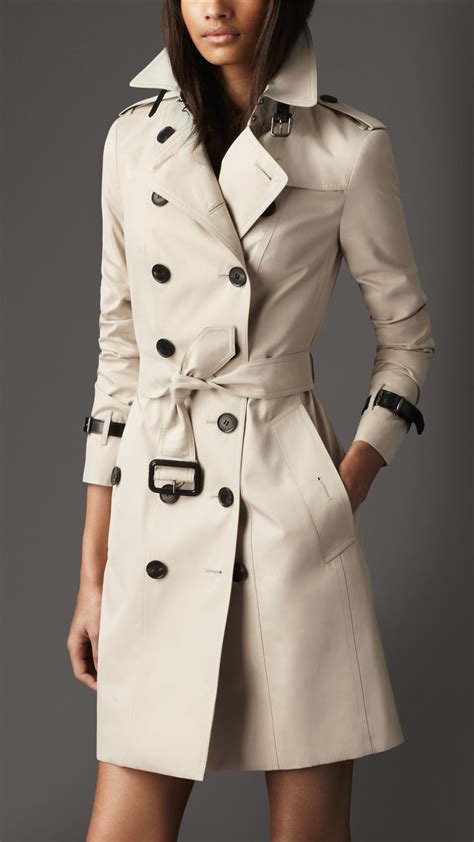 outfit trench burberry|burberry women's fitted trench coat.